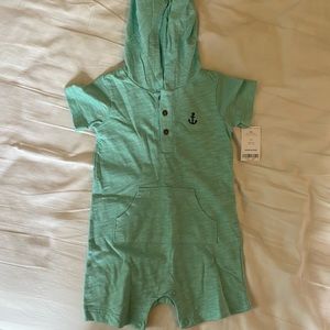 Hooded shorts one piece